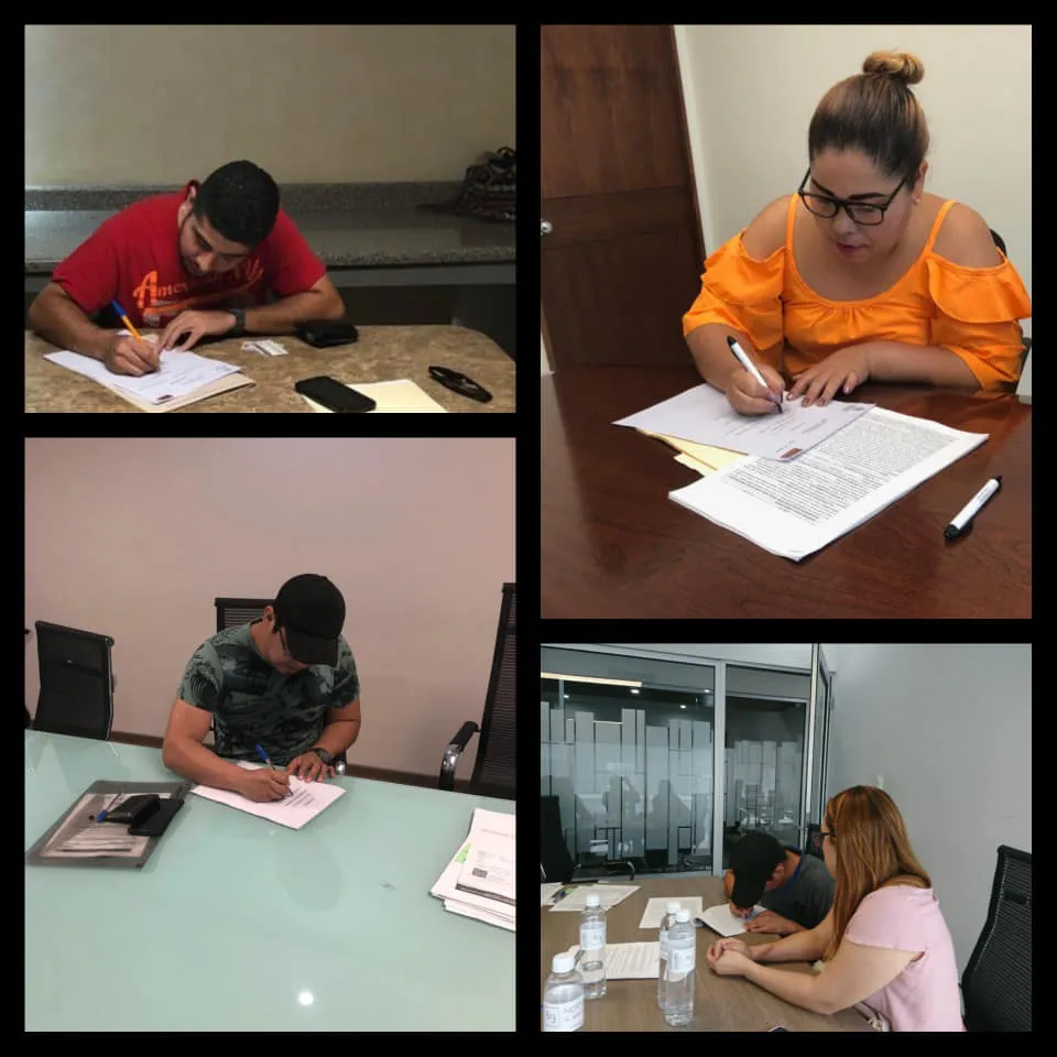 Familia firmando con IF Bienes Raíces